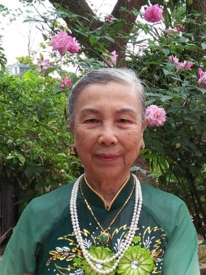Bà giáo Vương Kim Vĩnh - Người sáng lập Tinh Hoa Chè Lam